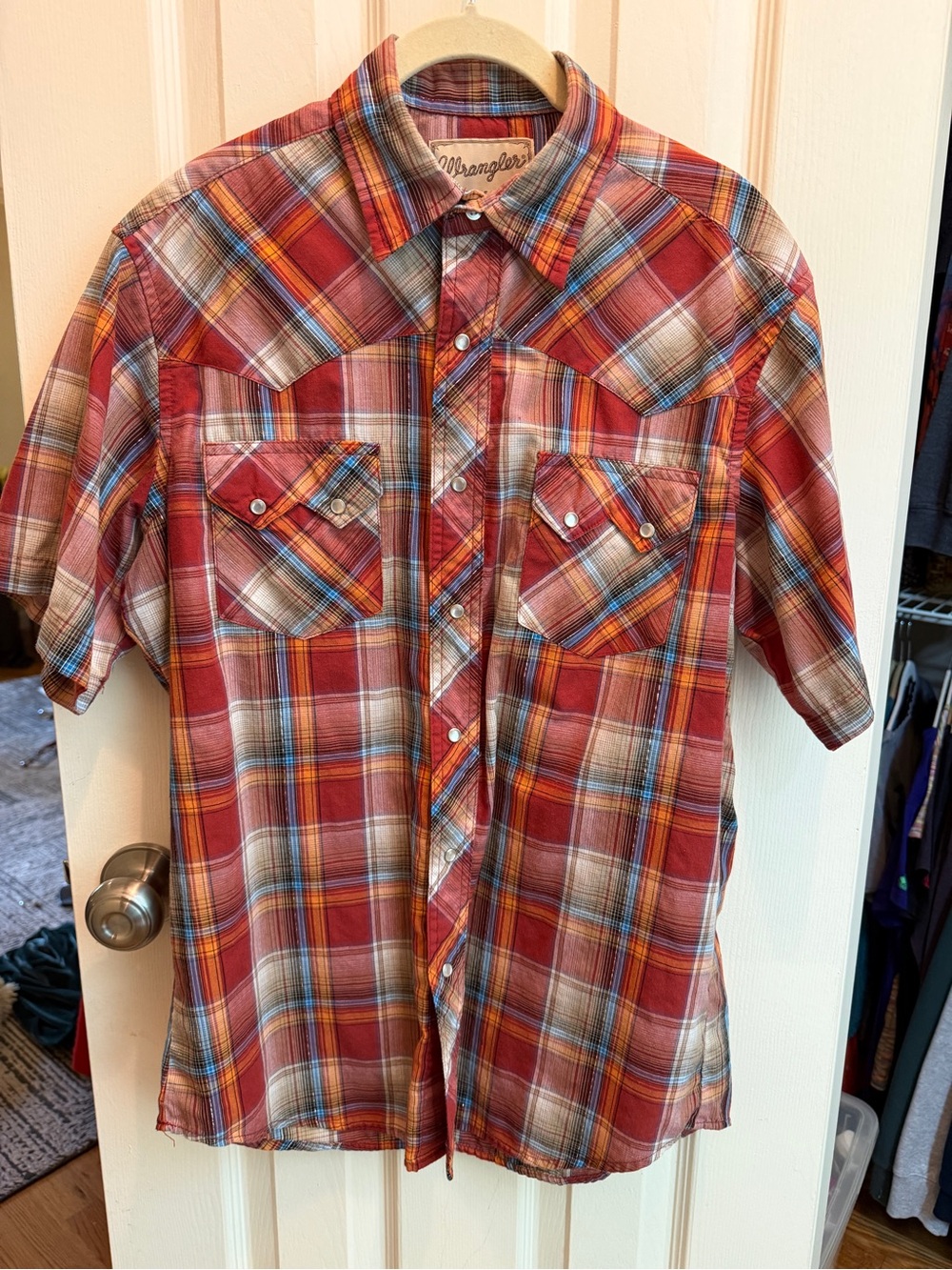 Wrangler Red Plaid Short-Sleeve Western Shirt M cowboy yoke button down gold
